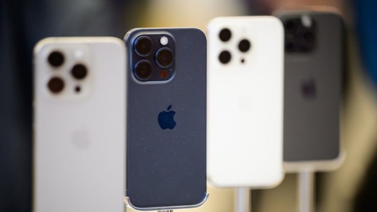 Scopri i nuovi prezzi di mercato per il tuo precedente iPhone, iPad e Apple Watch.